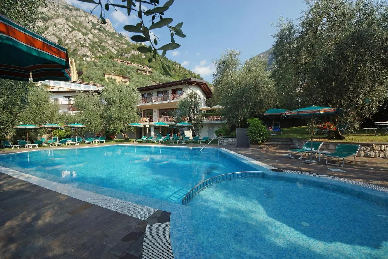 Hotel Coste Limone sul Garda 3*,